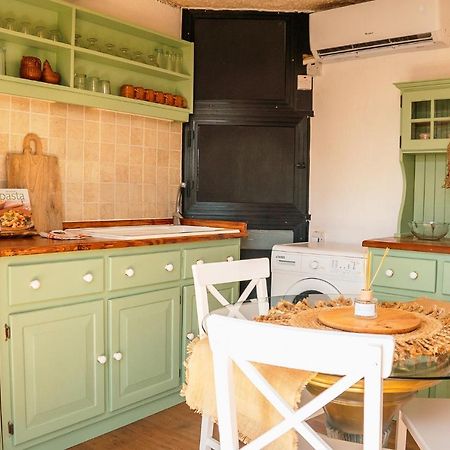 A Holiday Home Duplex In A Gozo Village Square Victoria Esterno foto